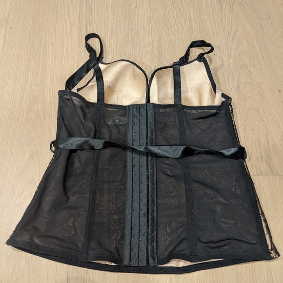 Cacique lace corset - Picture 5 of 10